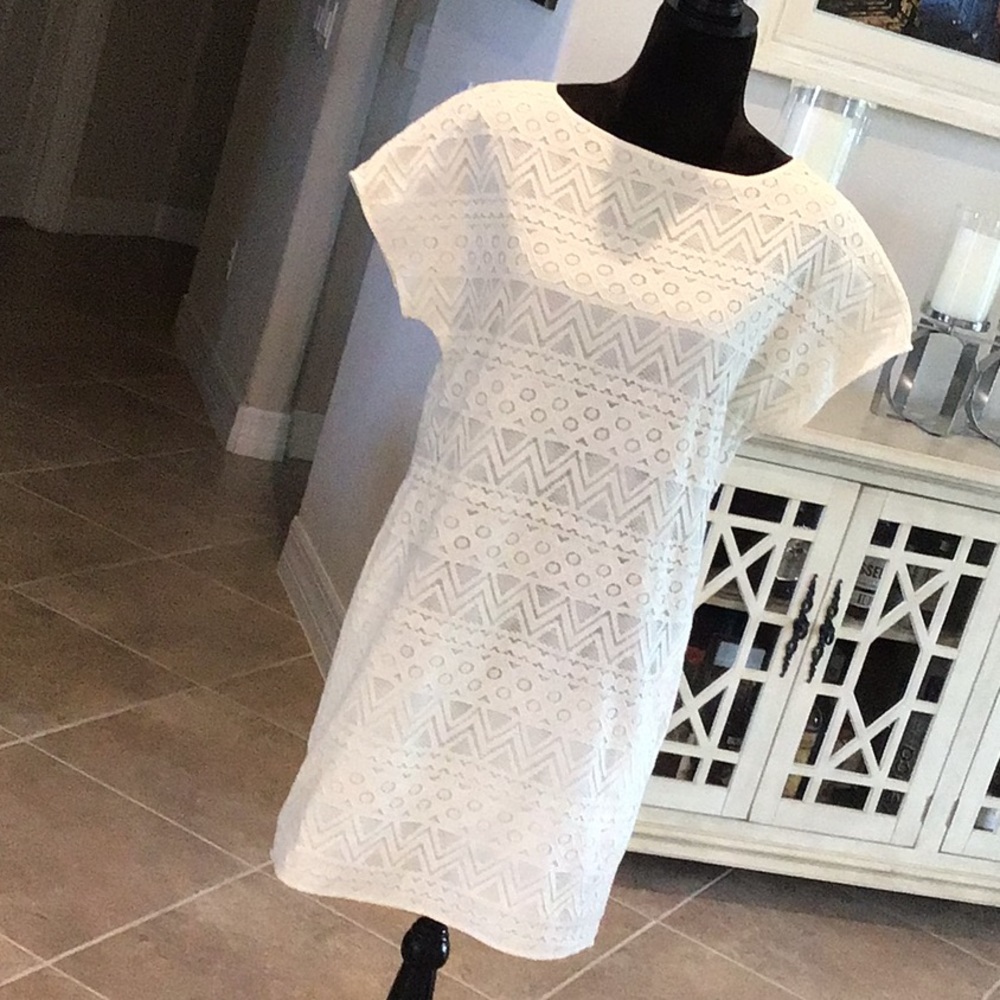 Armani Exchange lace dress with pockets, size 8 - Ivory color
